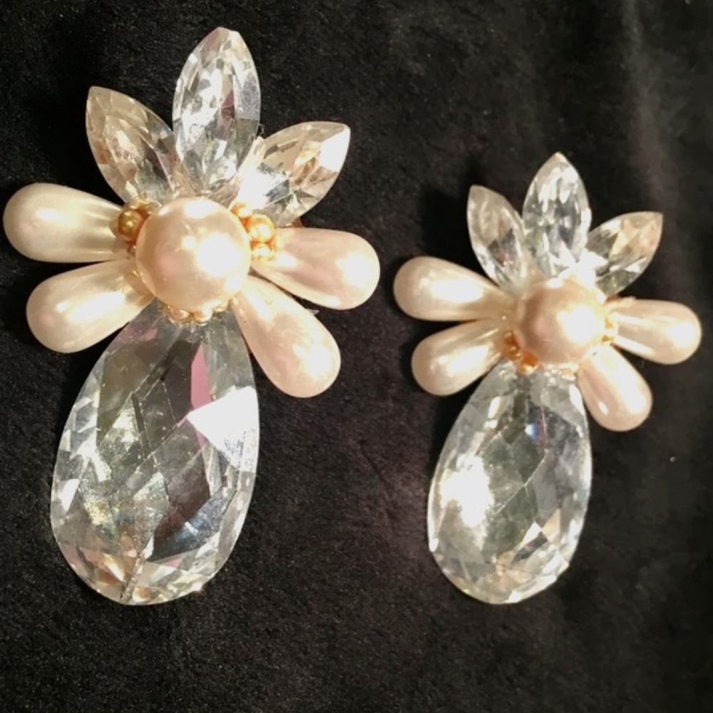 Wendy Gell Vintage Crystal & Pearl Earrings